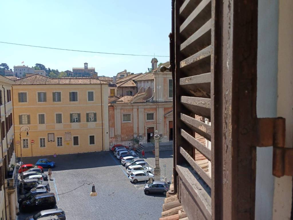 appartamento in vendita a Roma in zona Trastevere