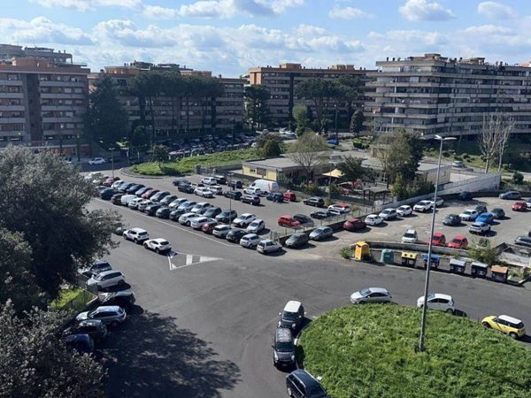 appartamento in vendita a Roma in zona Labaro