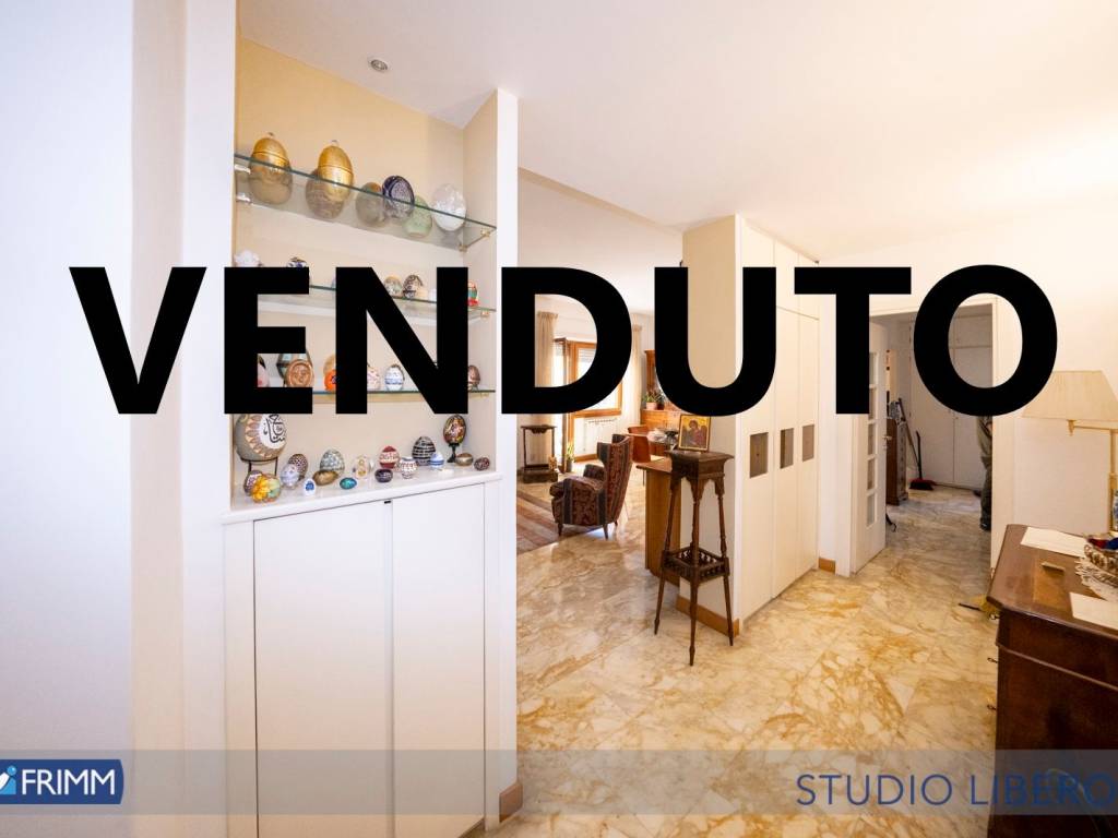 appartamento in vendita a Roma in zona Vigna Murata