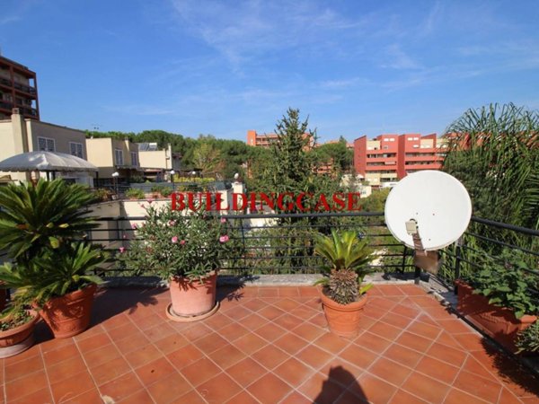 appartamento in vendita a Roma in zona Ostiense