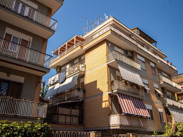 appartamento in vendita a Roma in zona Torrevecchia