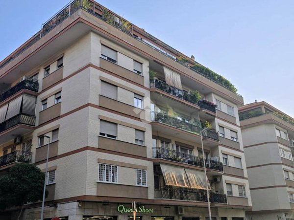 appartamento in vendita a Roma in zona Ostia