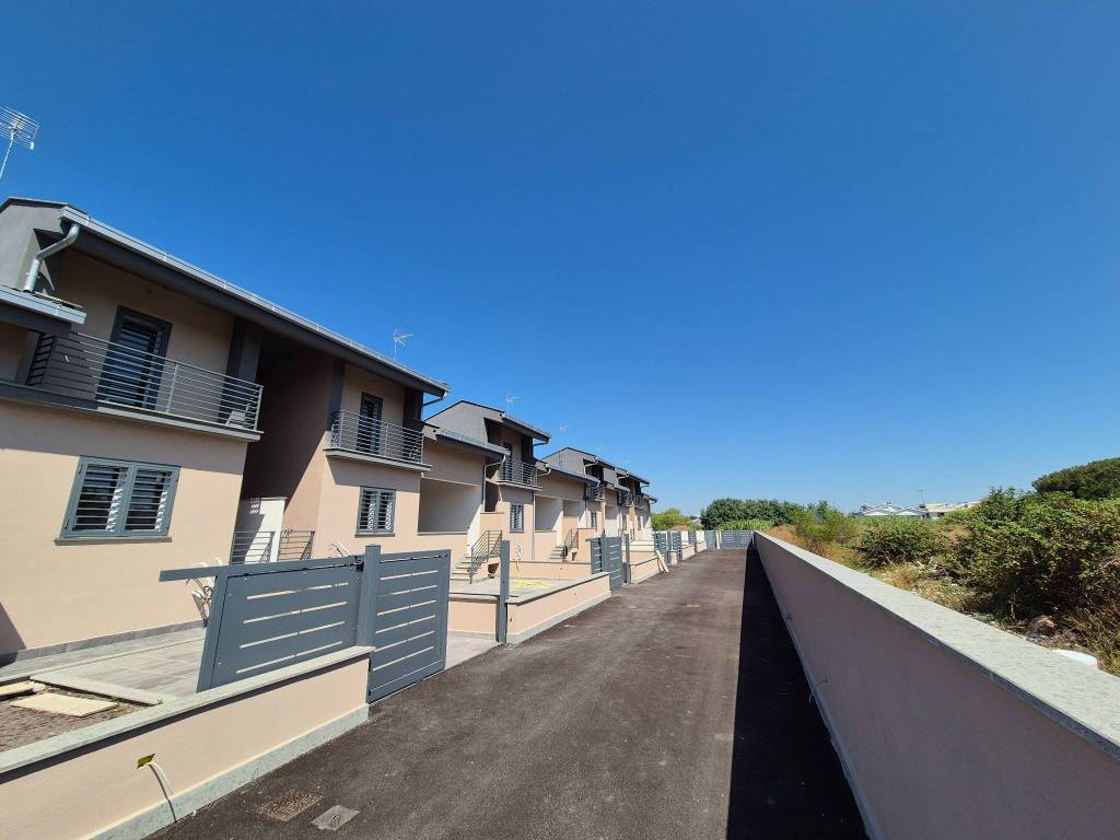 casa indipendente in vendita a Roma in zona Vitinia