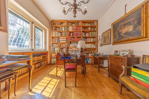 appartamento in vendita a Roma in zona Della Vittoria