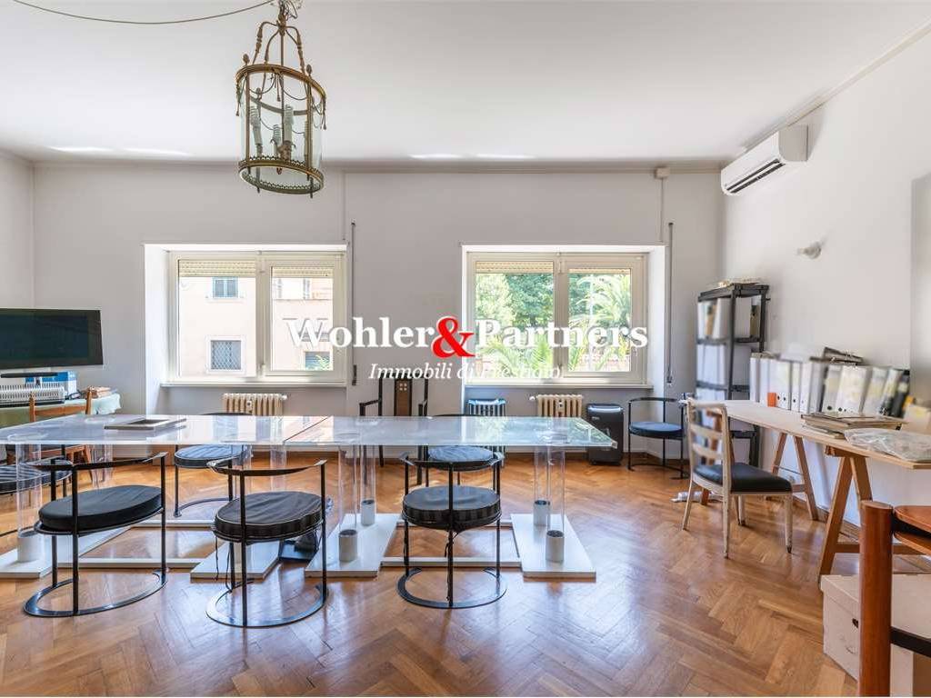 appartamento in vendita a Roma in zona Della Vittoria