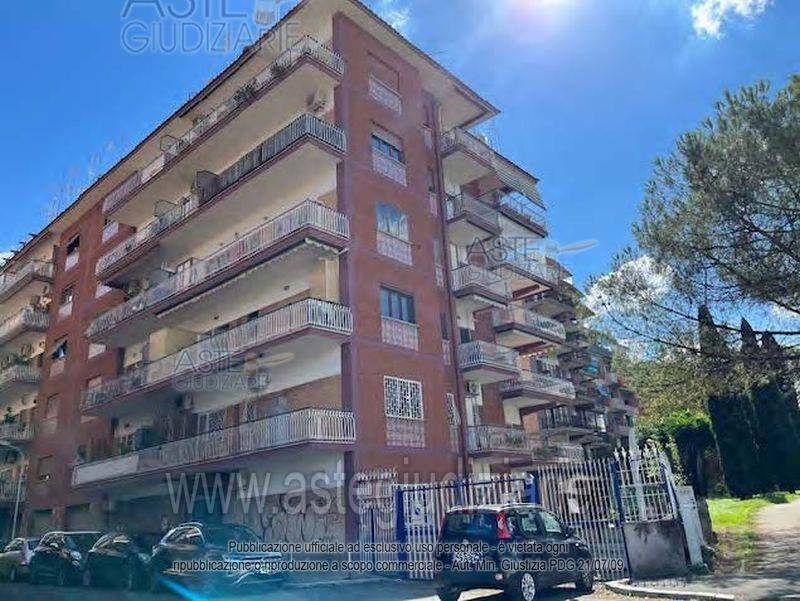 appartamento in vendita a Roma in zona Collatino