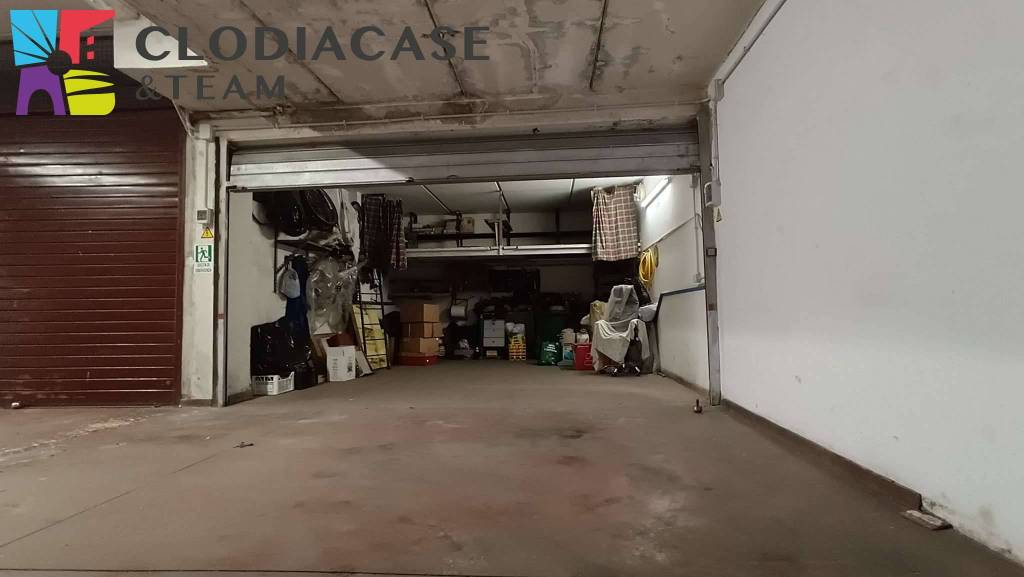 locale commerciale in vendita a Roma
