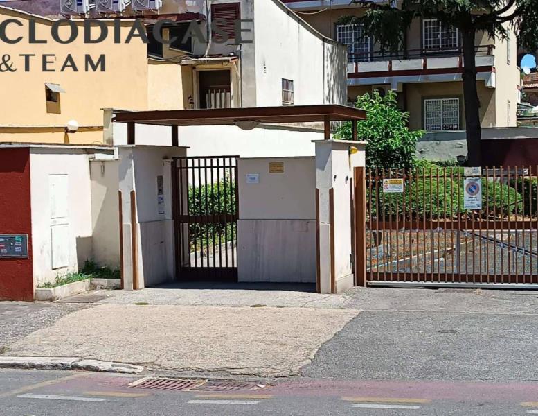 locale di sgombero in vendita a Roma