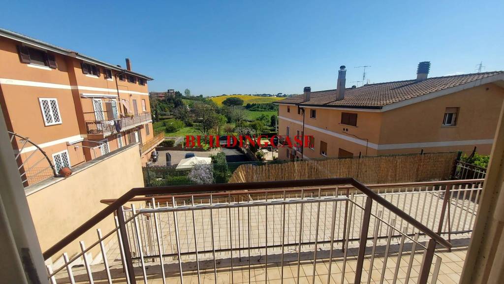 appartamento in vendita a Roma in zona Ostiense
