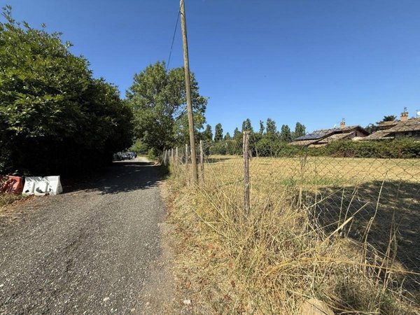 terreno agricolo in vendita a Roma in zona Infernetto