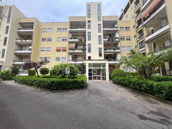 appartamento in vendita a Roma in zona Giuliano Dalmata