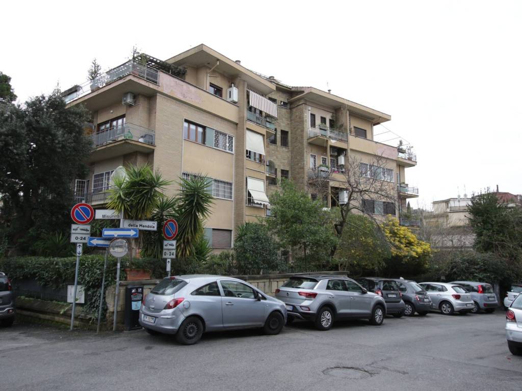 appartamento in vendita a Roma