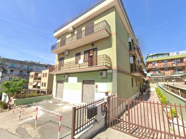 appartamento in vendita a Roma in zona Torre Angela