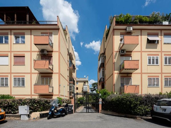 appartamento in vendita a Roma in zona Monte Sacro/Talenti