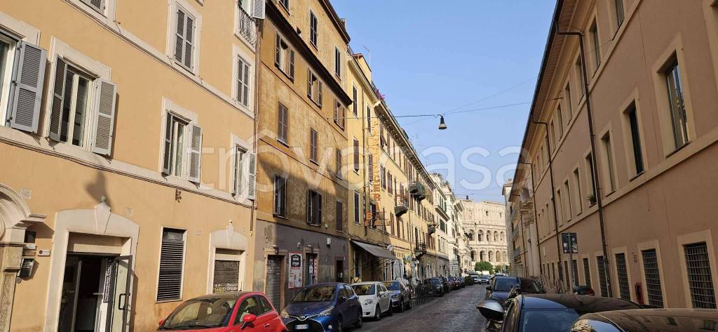 appartamento in vendita a Roma in zona Celio