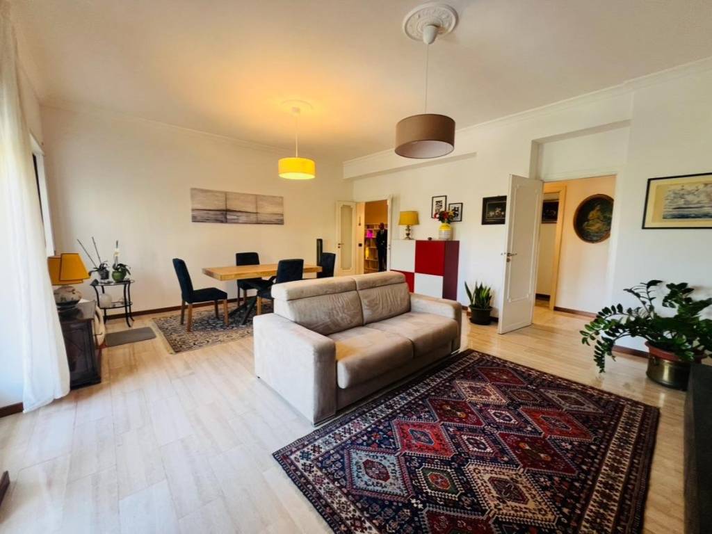 appartamento in vendita a Roma in zona Ostiense