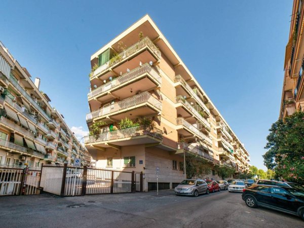 appartamento in vendita a Roma in zona Collatino