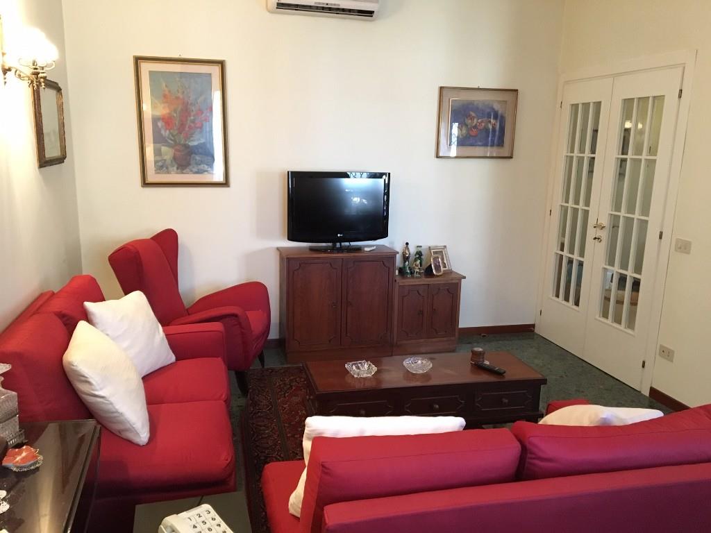 appartamento in vendita a Roma in zona Tomba di Nerone
