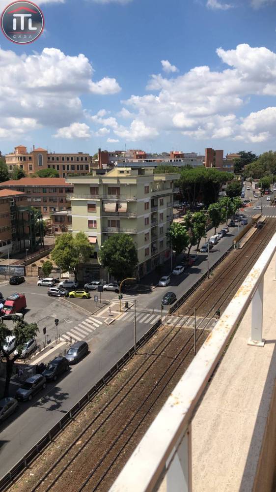 appartamento in vendita a Roma in zona Prenestino-Labicano