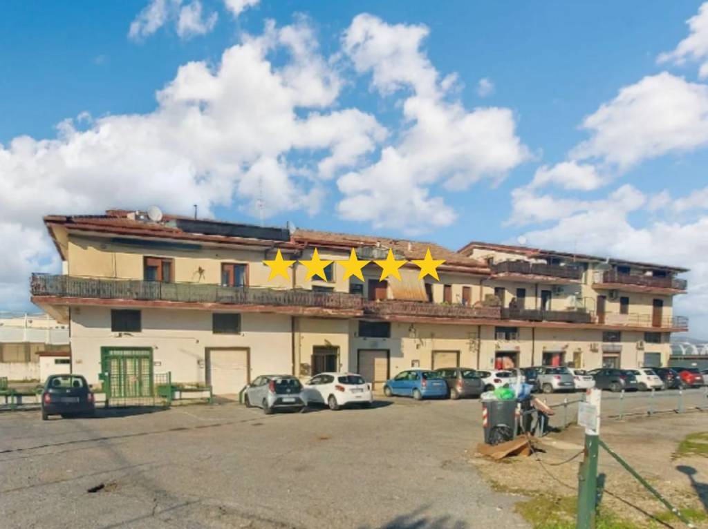 appartamento in vendita a Roma in zona Prenestino-Labicano
