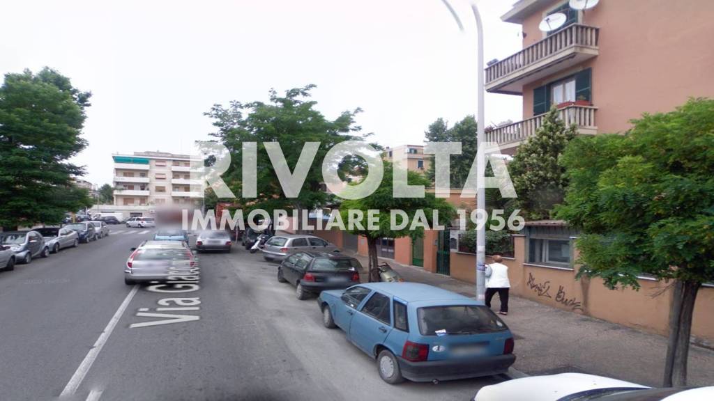 appartamento in vendita a Roma in zona Gianicolense