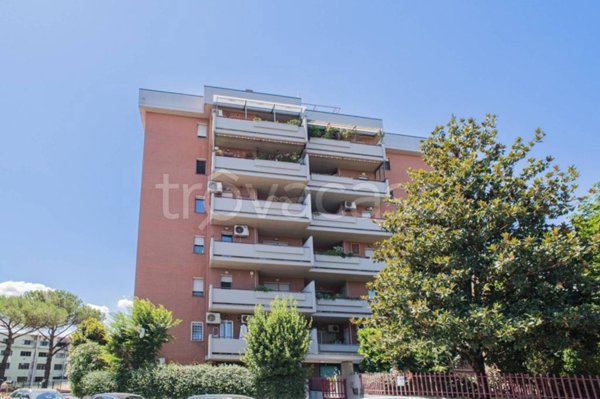 appartamento in vendita a Roma in zona Ponte Mammolo