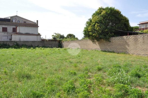 terreno agricolo in vendita a Roma in zona Lago Regillo
