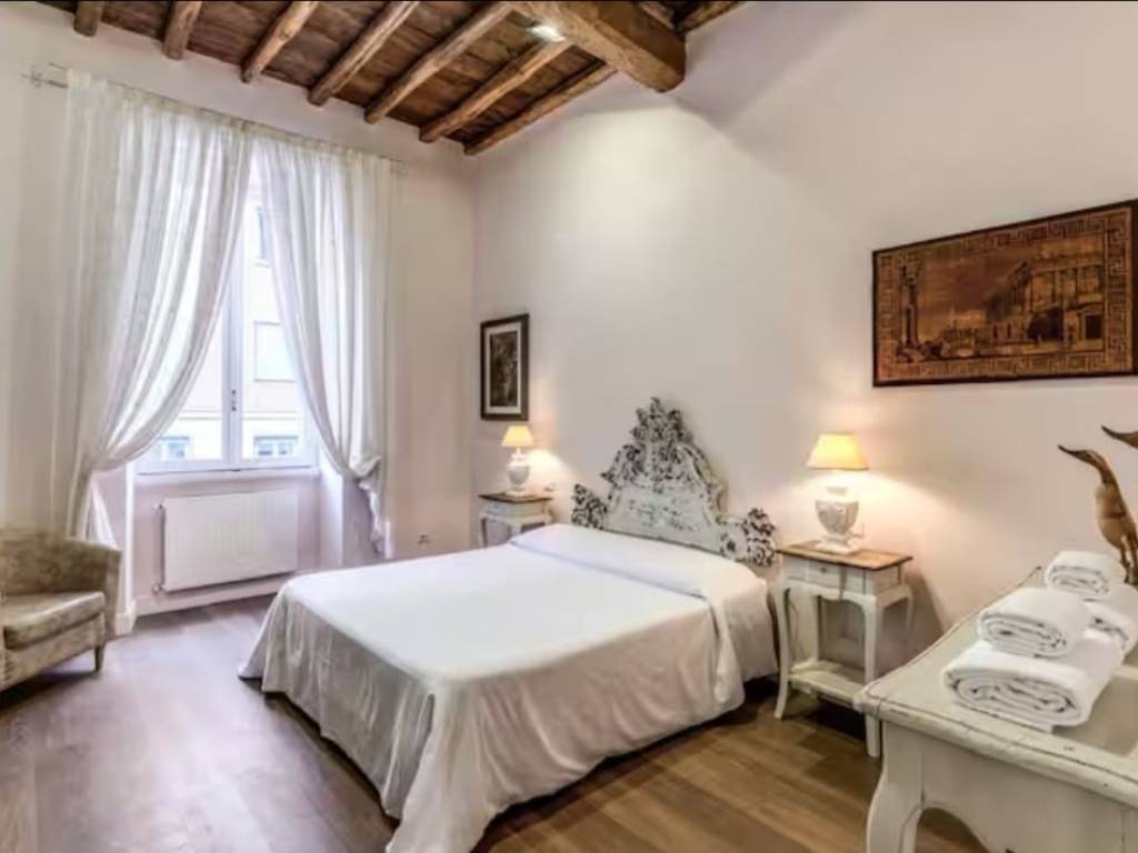 negozio in vendita a Roma in zona Centro Storico