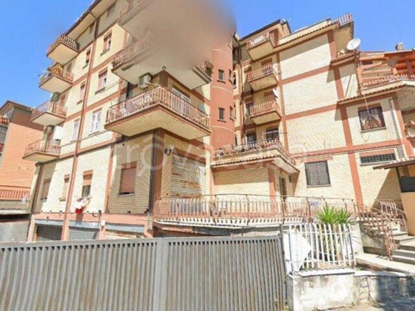 appartamento in vendita a Roma in zona Borghesiana