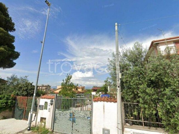 villetta a schiera in vendita a Roma in zona Lago Regillo