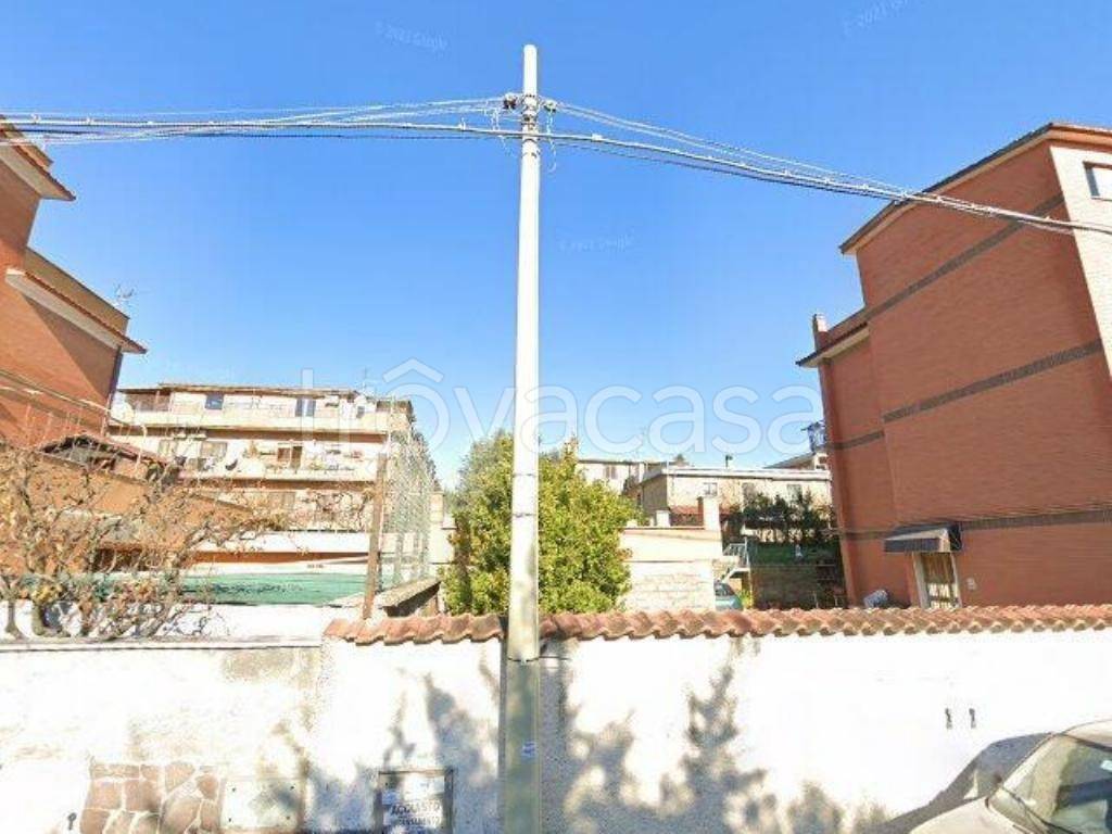 appartamento in vendita a Roma in zona Massimina/Casal Lumbroso