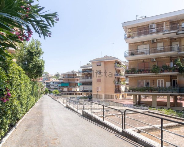 appartamento in vendita a Roma in zona Portuense