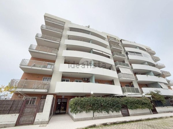 appartamento in vendita a Roma in zona Ponte di Nona