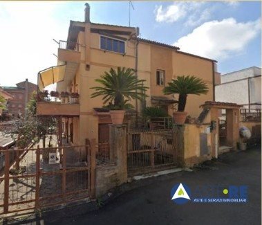 intera palazzina in vendita a Roma