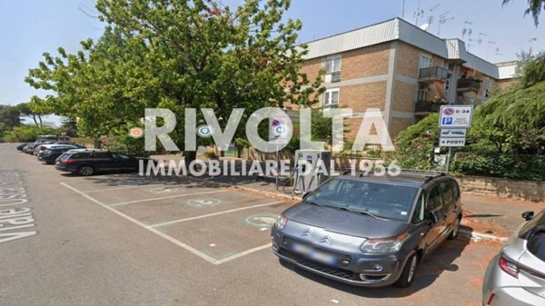 appartamento in vendita a Roma in zona Giuliano Dalmata