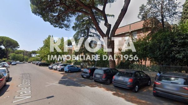 appartamento in vendita a Roma in zona Giuliano Dalmata
