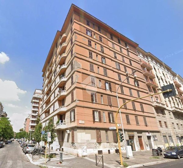 appartamento in vendita a Roma in zona Appio Latino