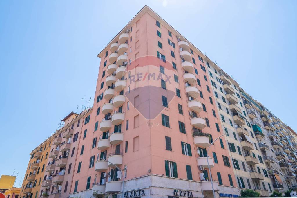 appartamento in vendita a Roma in zona Tuscolano