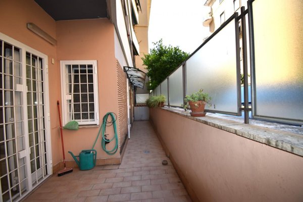 appartamento in vendita a Roma in zona Trastevere