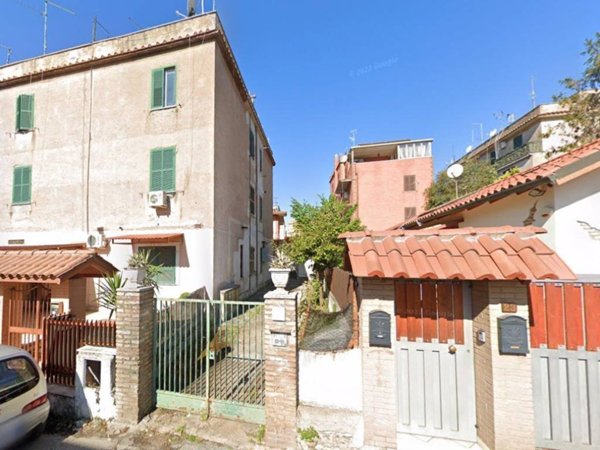 appartamento in vendita a Roma in zona Torre Maura
