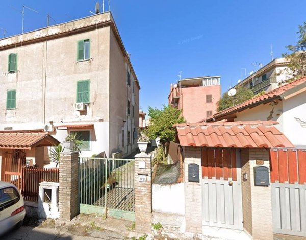 appartamento in vendita a Roma in zona Torre Maura