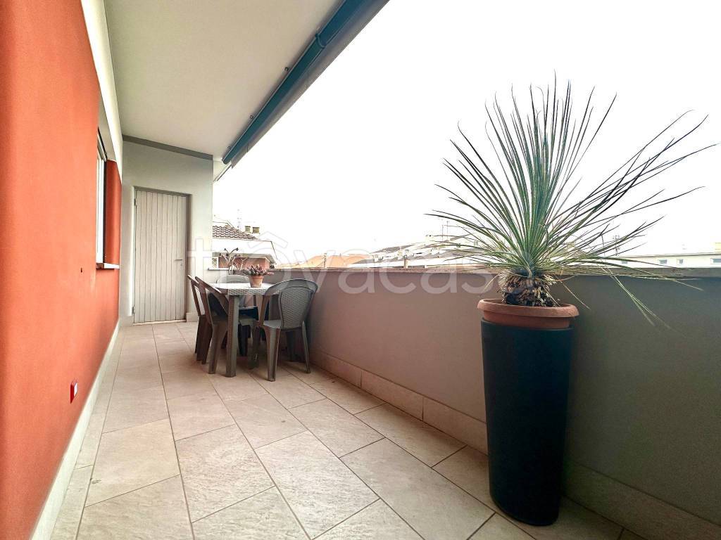 appartamento in vendita a Roma in zona Appio Claudio