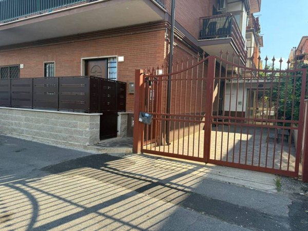 appartamento in vendita a Roma in zona Tor Vergata/Torrenova