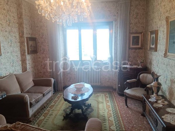 appartamento in vendita a Roma in zona Ostiense