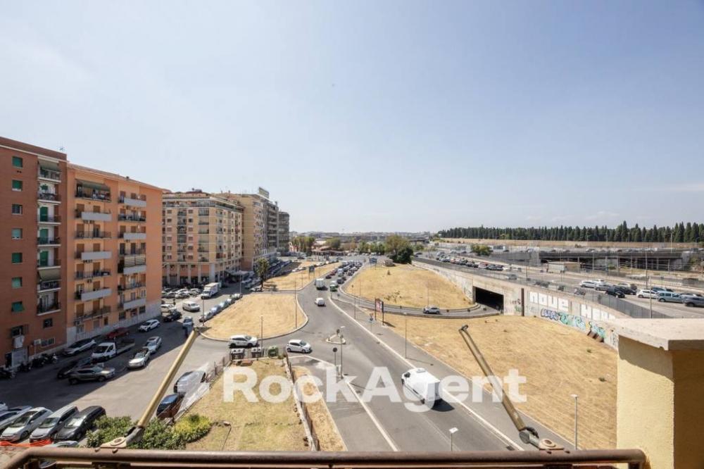 appartamento in vendita a Roma in zona Pietralata