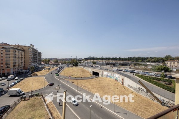 appartamento in vendita a Roma in zona Pietralata
