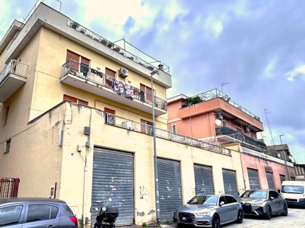 appartamento in vendita a Roma in zona Aurelio