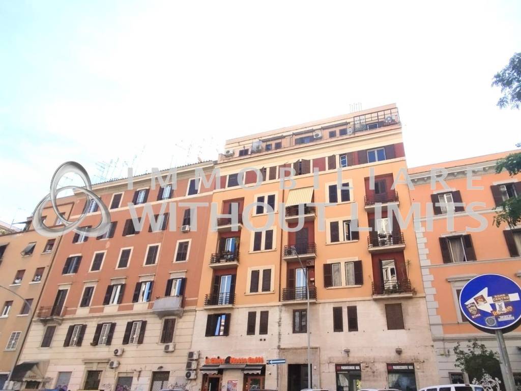appartamento in vendita a Roma in zona Cinecittà