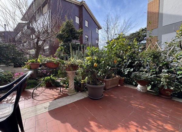 casa indipendente in vendita a Roma in zona Portuense