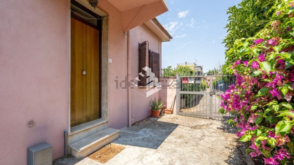 appartamento in vendita a Roma in zona Casal Morena
